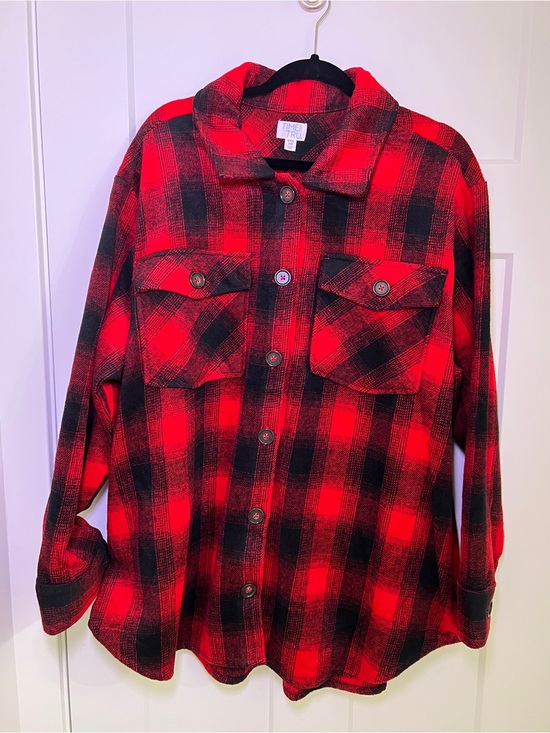 Time and Tru Jackets & Blazers - Time and Tru Red and Black Buffalo Plaid Utility Shacket